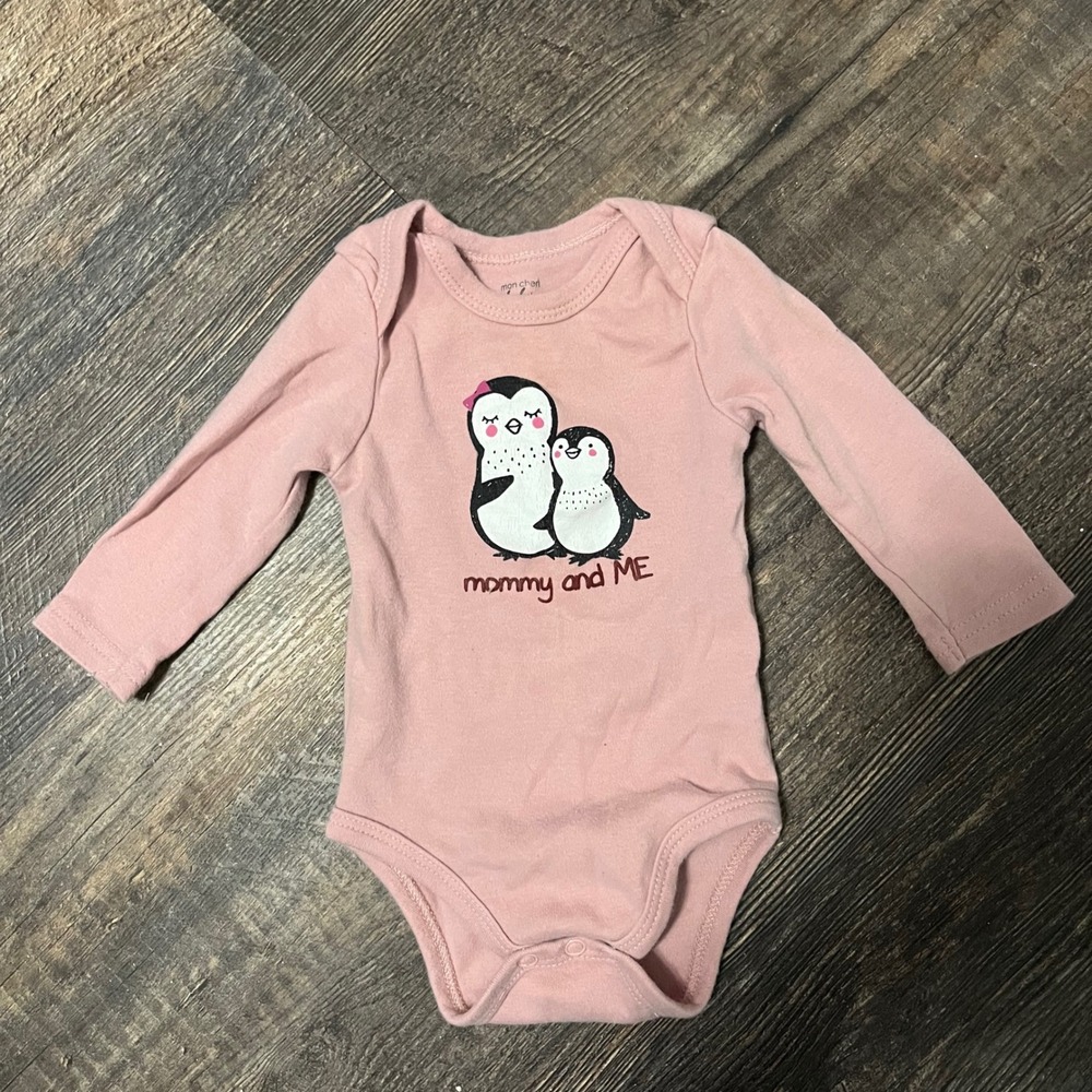 Mon Cheri Baby Penguin Bodysuit Mommy and Me Long Sleeve‎ Pink 3-6M